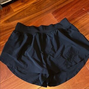 CRZ YOGA Black Athletic Shorts Moisture-Wicking Lightweight